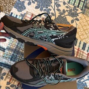 ASICS Gel Venture 6 Black and Aqua Athletic Shoes